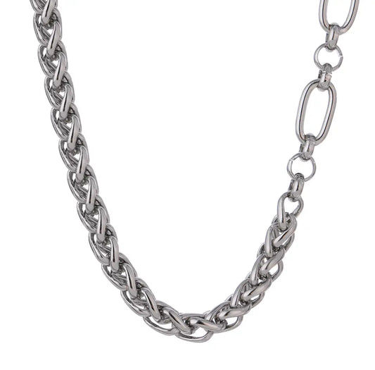 The Clara Chain in Silver
