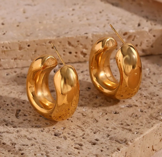 Chunk Hoops In Gold